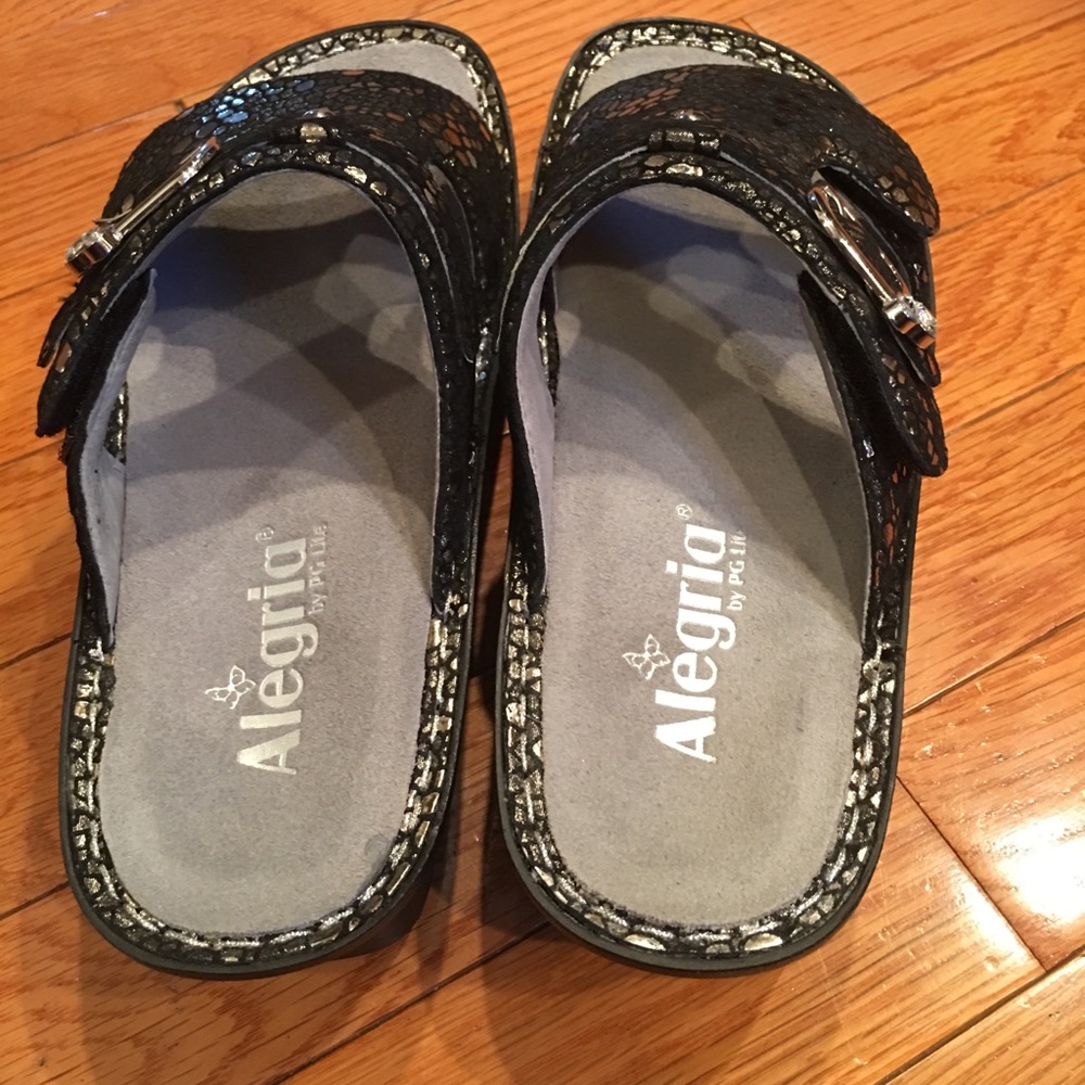 NWOT Alegria Strap Sandals - Fiona Pewter Mosaic - Picture 7 of 7